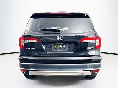 Used 2019 Honda Pilot Touring image 7