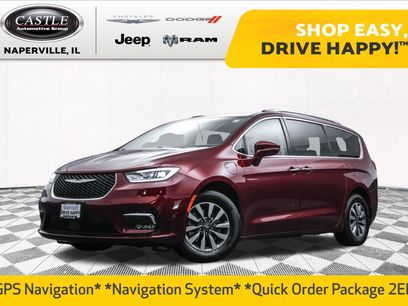 Used 2021 Chrysler Pacifica Touring-L