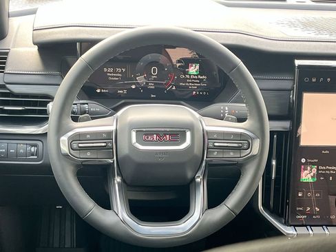 New 2026 GMC Acadia Elevation w/ LPO, Floor Liner Package AWD/4WD image 35