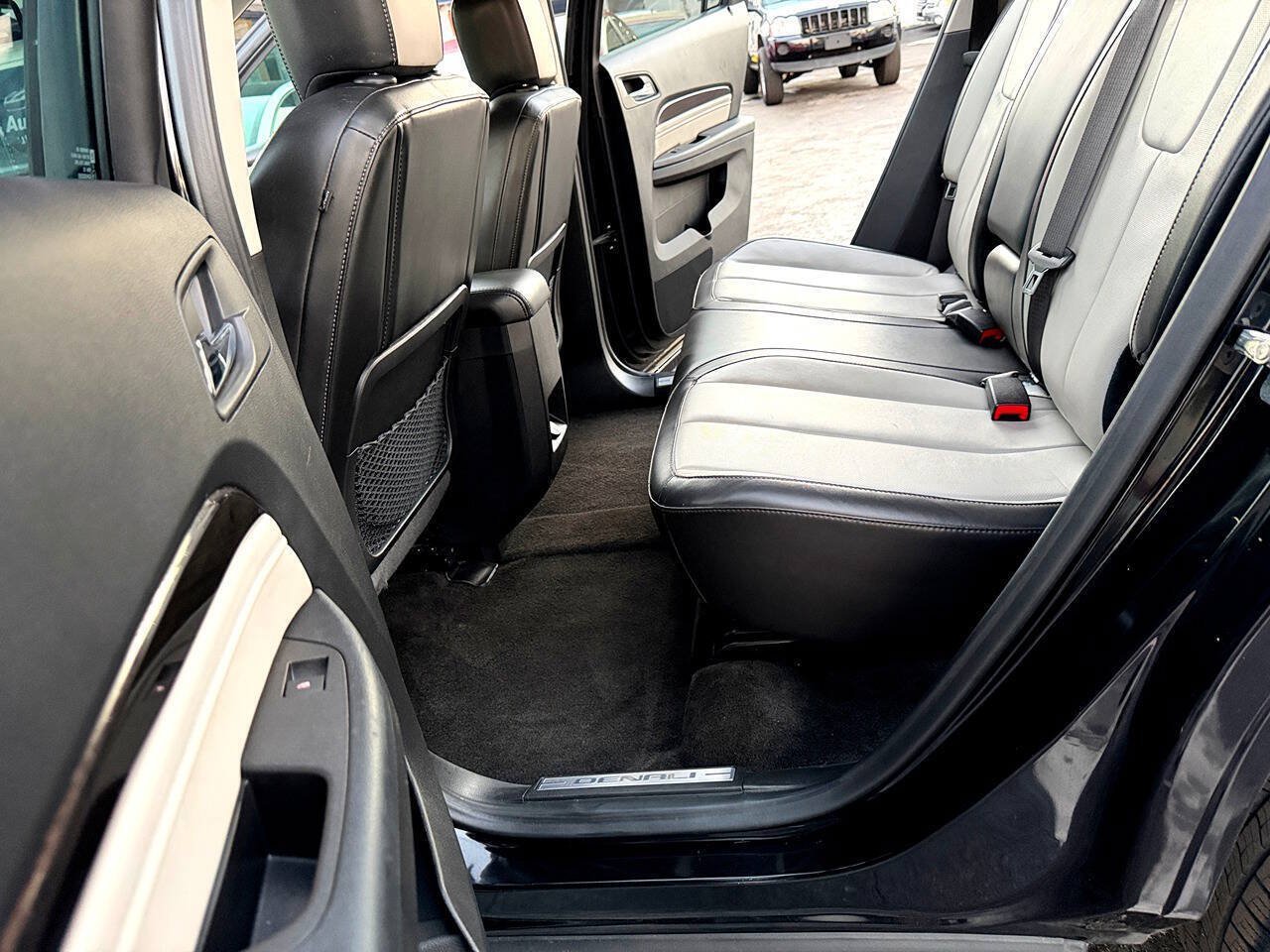 Used 2017 GMC Terrain Denali FWD image 40