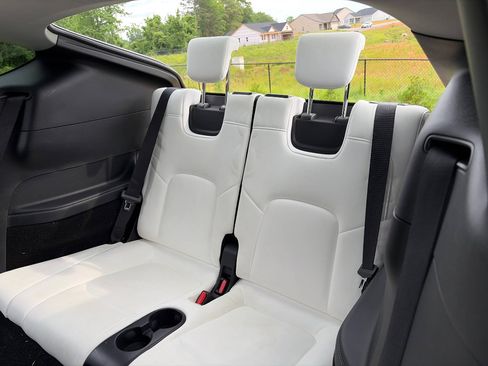 Used 2021 Tesla Model Y Long Range AWD/4WD image 6