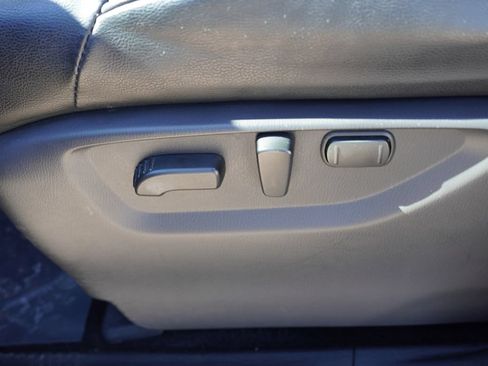 Used 2023 Nissan Armada SL AWD/4WD image 28