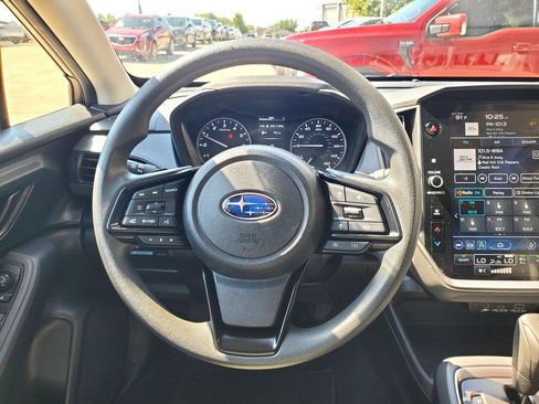Used 2024 Subaru Crosstrek 2.0i Premium AWD/4WD image 9