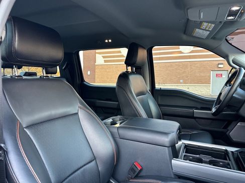 Used 2025 Ford F250 Lariat image 27
