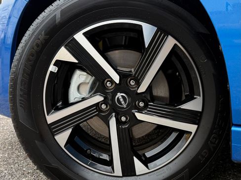 Used 2025 Nissan Sentra SV image 25