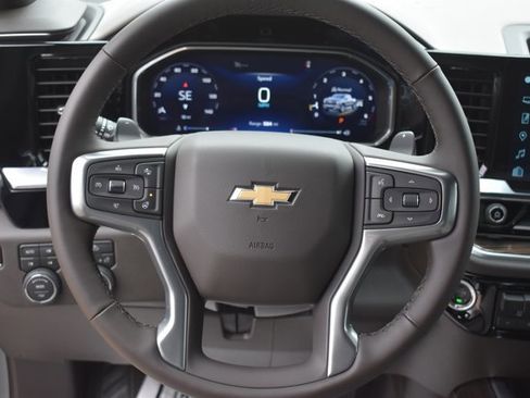 New 2026 Chevrolet Silverado 1500 LT w/ Z71 Off-Road Package image 19