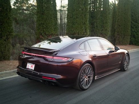 Used 2023 Porsche Panamera 4 Platinum Edition image 12