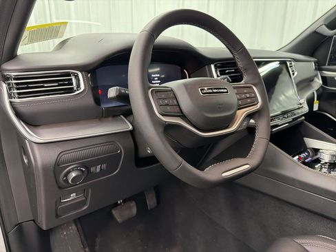 New 2026 Jeep Grand Wagoneer Limited AWD/4WD image 21