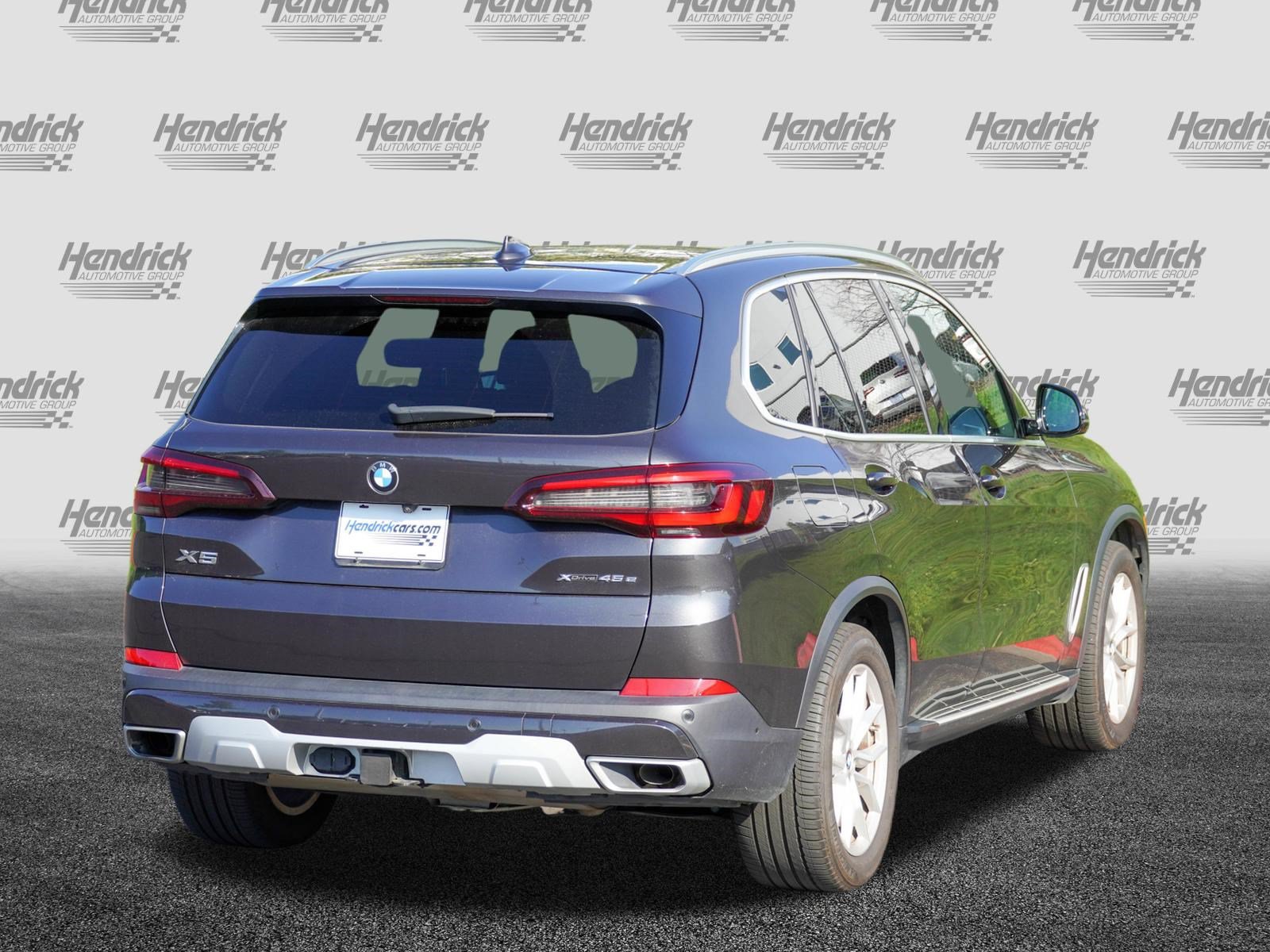 Used 2021 BMW X5 xDrive45e w/ Executive Package 2 AWD/4WD image 8