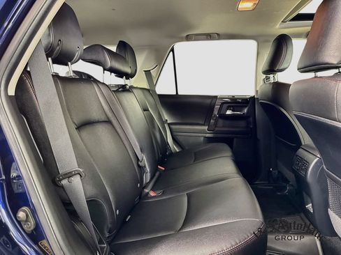 Used 2024 Toyota 4Runner TRD Off-Road Premium w/ Moonroof Package AWD/4WD image 35