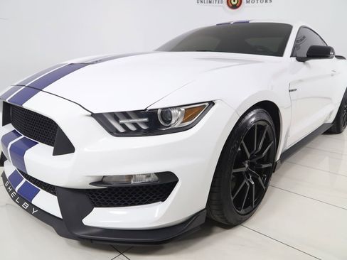Used 2018 Ford Mustang Shelby GT350 w/ Convenience Package image 74
