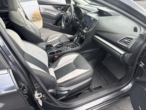 Used 2019 Subaru Crosstrek 2.0i Limited w/ Moonroof Package w/Navigation AWD/4WD image 21