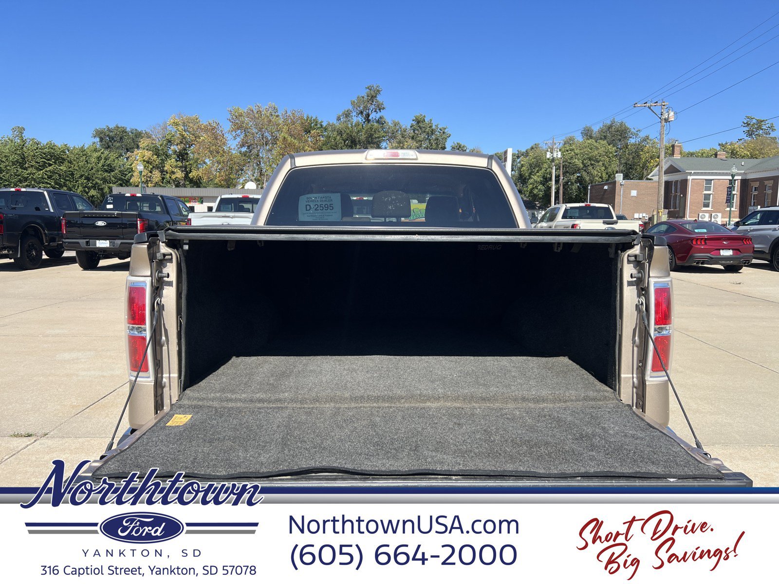 Used 2011 Ford F150 XLT w/ XLT Chrome Pkg AWD/4WD image 14