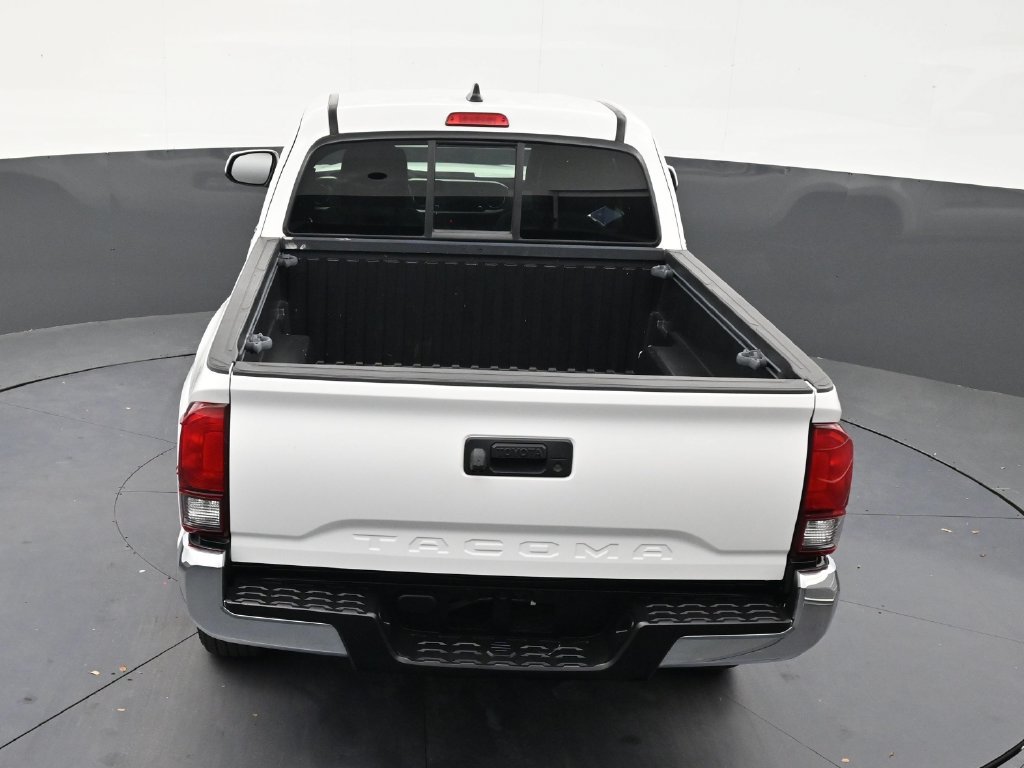 Used 2023 Toyota Tacoma SR5 w/ SR5 Appearance Package RWD image 15