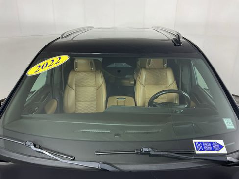 Used 2022 Cadillac Escalade Premium Luxury image 6