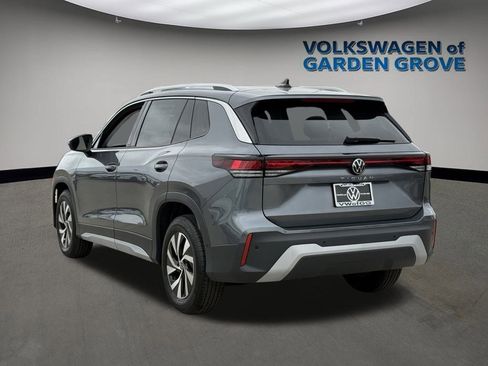 New 2025 Volkswagen Tiguan S image 8