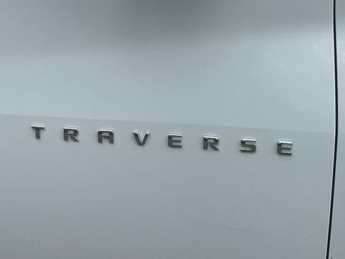 Certified 2023 Chevrolet Traverse LT AWD/4WD image 10
