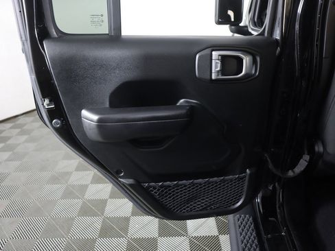 Used 2020 Jeep Gladiator Sport w/ Quick Order Package 24S image 21