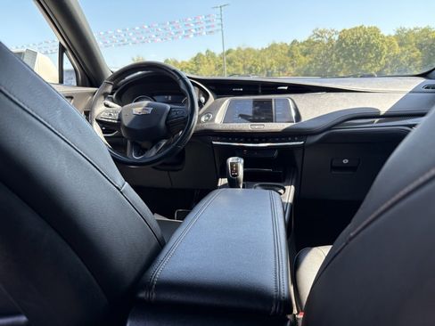 Used 2019 Cadillac XT4 Sport image 35