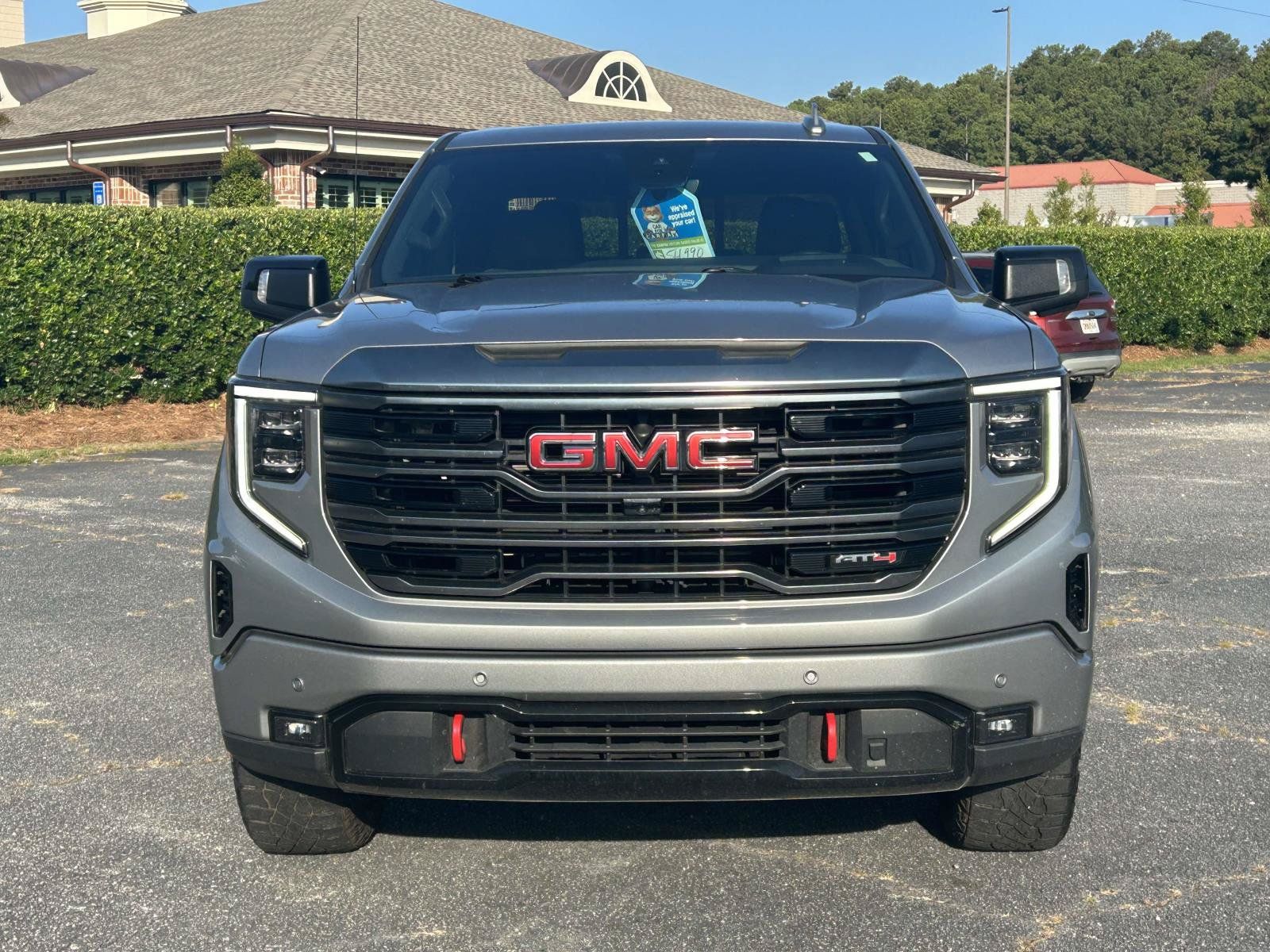 Used 2024 GMC Sierra 1500 AT4 w/ Technology Package AWD/4WD image 8