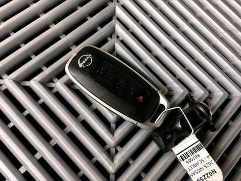 New 2025 Nissan Versa SR w/ Trunk Package image 12