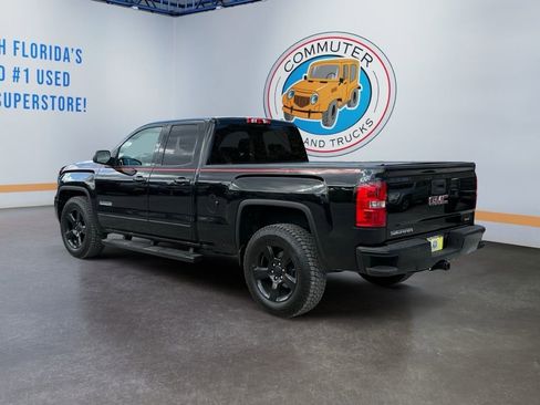 Used 2017 GMC Sierra 1500 SLE w/ SLE Value Package image 4