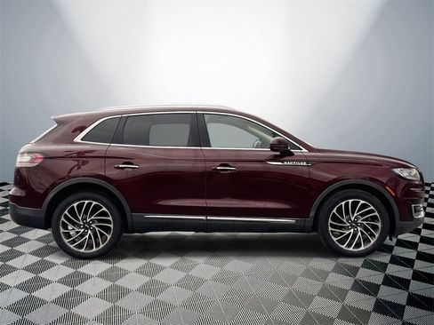 Used 2020 Lincoln Nautilus Reserve image 6