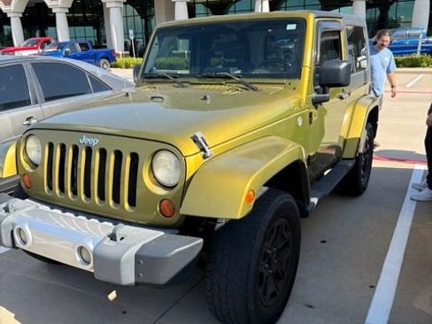 Used 2008 Jeep Wrangler Sahara w/ Dual Top Group AWD/4WD image 2