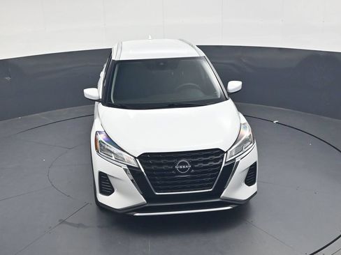 Used 2024 Nissan Kicks SV FWD image 42