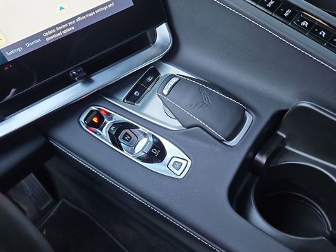 Used 2025 Chevrolet Corvette Stingray Preferred Cpe w/ Battery Protection Package image 19