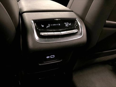 Used 2023 Cadillac XT6 Premium Luxury AWD/4WD image 33