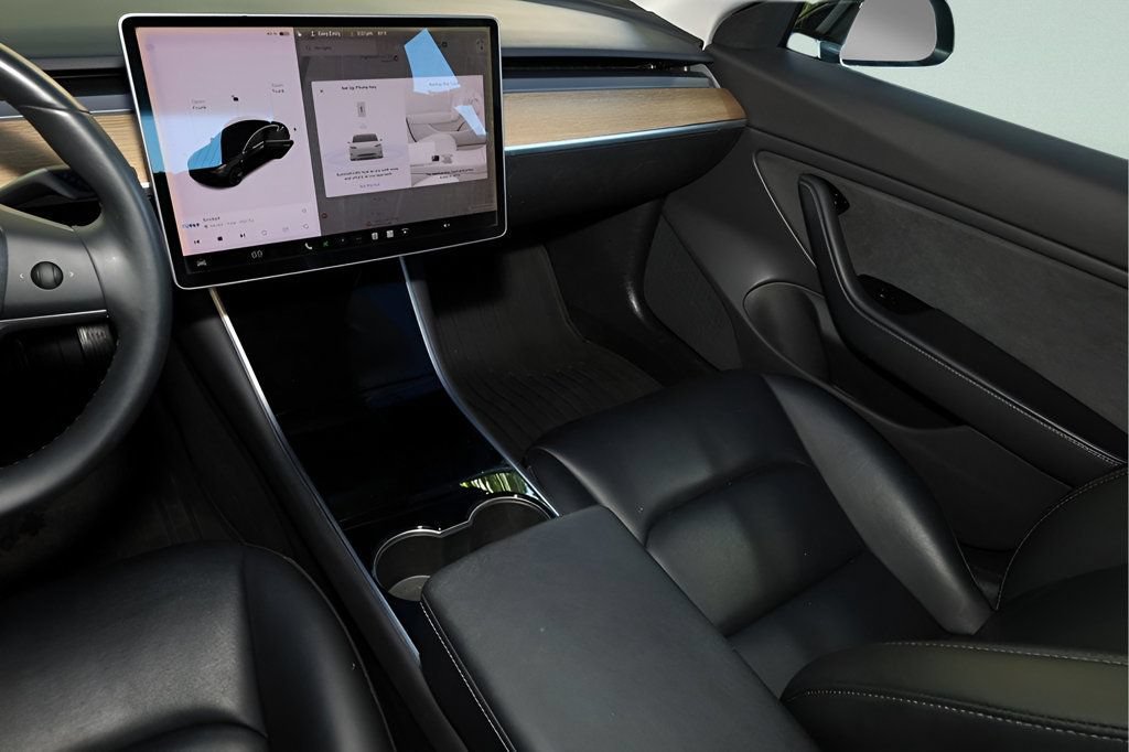 Used 2019 Tesla Model 3 Standard Range Plus RWD image 21