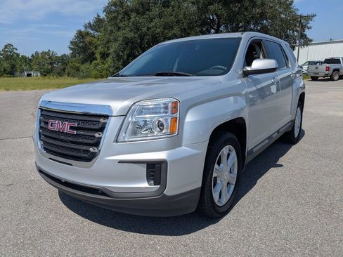 Used 2017 GMC Terrain SLE FWD image 5