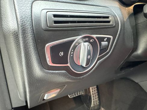 Used 2022 Mercedes-Benz GLC 300 w/ AMG Line image 52