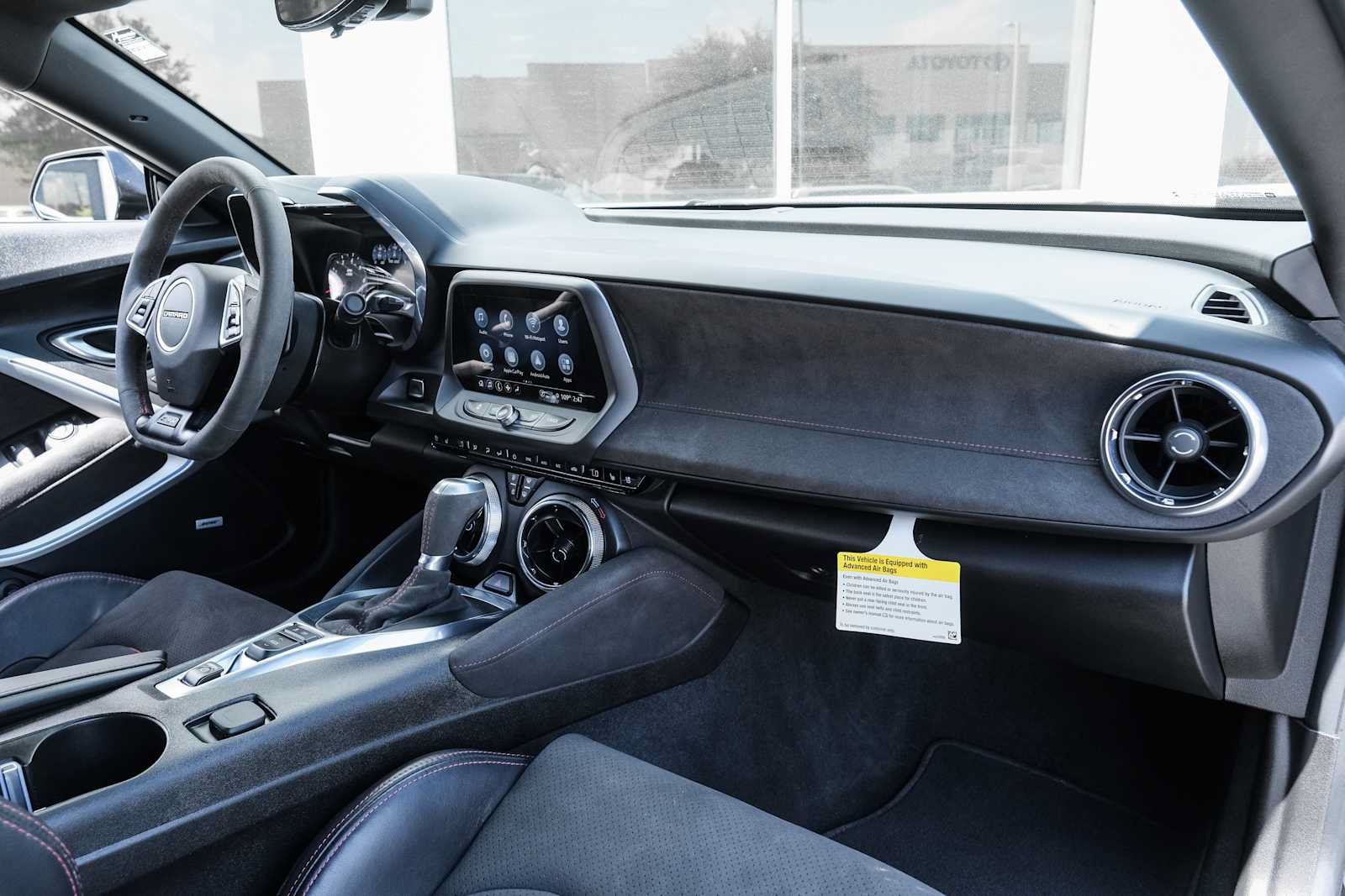 Used 2021 Chevrolet Camaro ZL1 RWD image 27