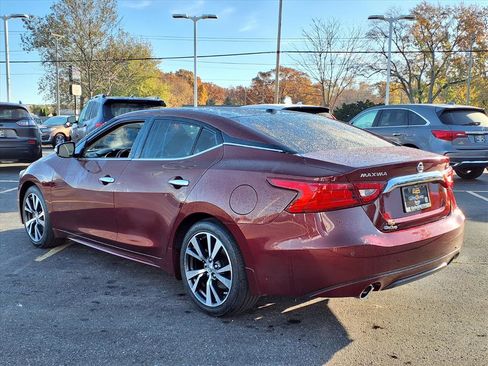 Used 2016 Nissan Maxima 3.5 SL w/ Interior Lighting Package image 8
