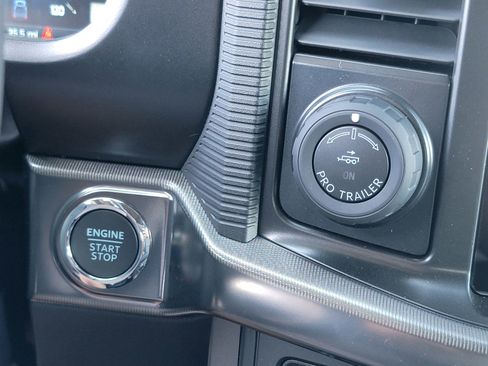 New 2025 Ford F150 Lariat w/ Equipment Group 502A High image 22