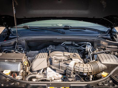 Used 2024 Dodge Durango SRT AWD/4WD image 40