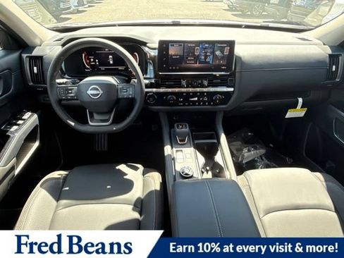 New 2026 Nissan Pathfinder SL AWD/4WD image 18
