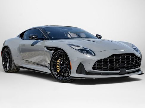 Used 2024 Aston Martin DB12 Coupe RWD image 4