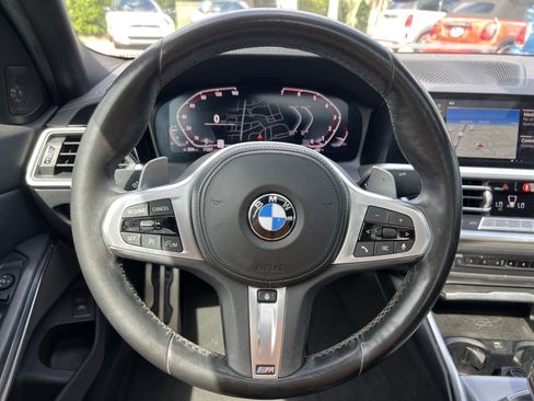 Used 2019 BMW 330i Sedan w/ M Sport Package RWD image 18