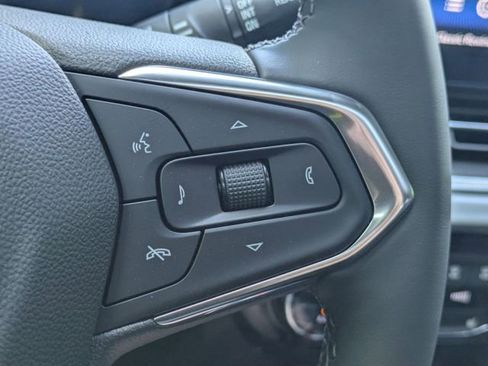 New 2026 Chevrolet Trax LT w/ Sunroof Package FWD image 14