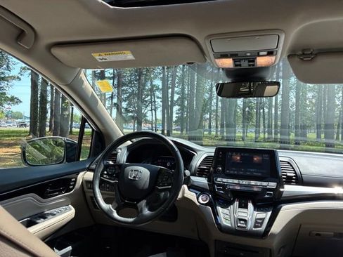 Used 2022 Honda Odyssey Elite image 28