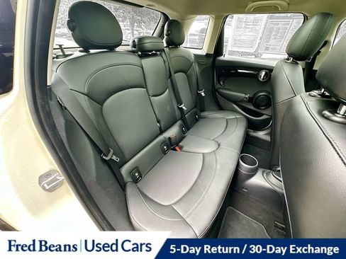 Used 2021 MINI Cooper 4-Door Hardtop FWD image 33