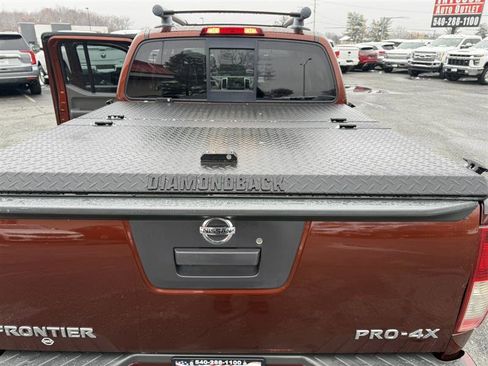 Used 2016 Nissan Frontier PRO-4X w/ Pro-4x Luxury Package image 12