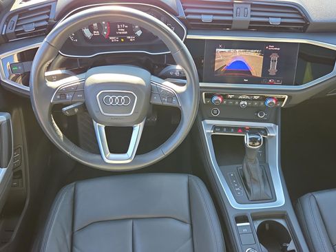 Used 2022 Audi Q3 2.0T Premium w/ Convenience Package image 13
