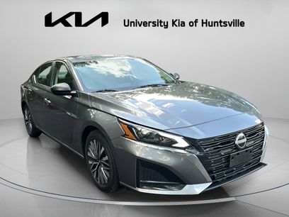 Used 2024 Nissan Altima 2.5 SV