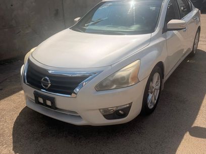 Used 2013 Nissan Altima 2.5 SV w/ 2.5SV Convenience Pkg