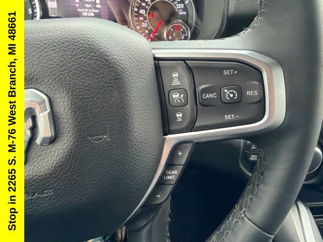 Used 2025 RAM 1500 Big Horn AWD/4WD image 40