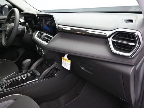 New 2026 Chevrolet TrailBlazer LS w/ LS Convenience Package FWD image 39